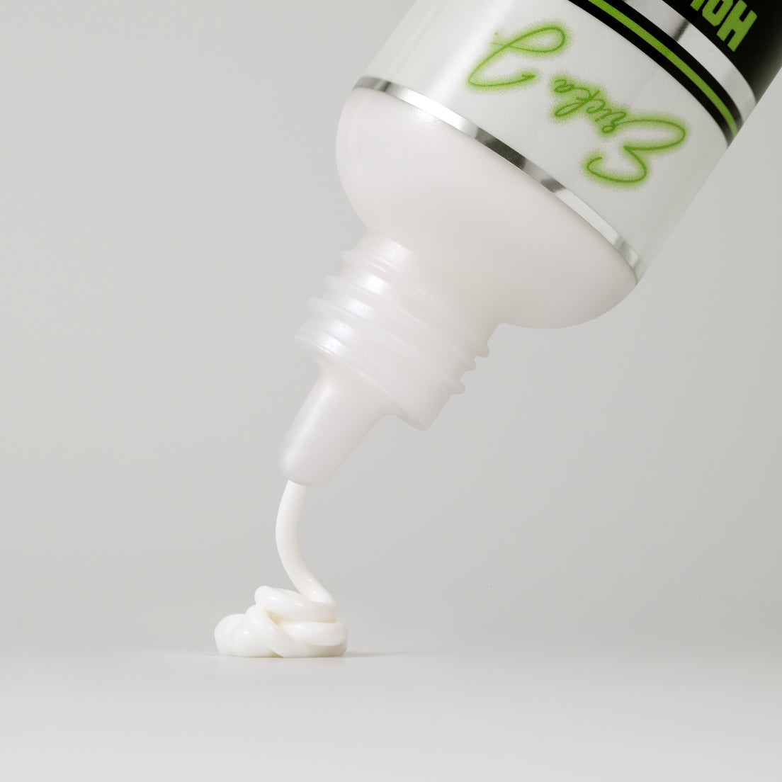 Ain’t No Other Hold Sport™ Adhesive